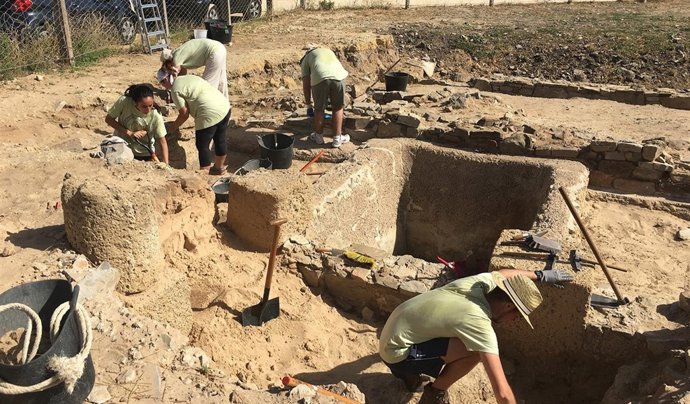 Investigadores De La UCA Lideran Nuevas Excavaciones A La Búsqueda Del 'Garum' E