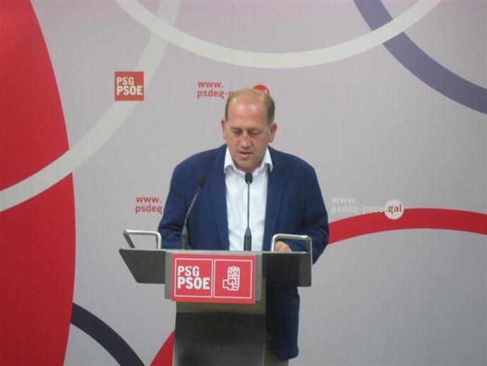 El candidato a la Xunta del PSdeG, Xaquín Fernández Leiceaga