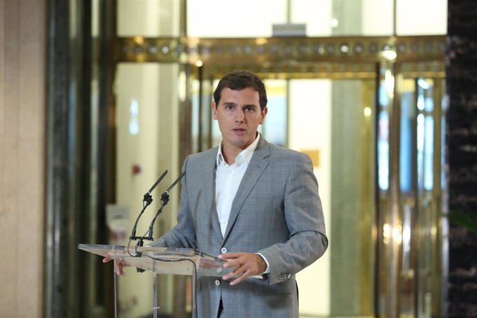 Albert Rivera en el Congreso tras reunirse con Rajoy