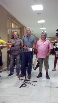 Cañamero espera poder compaginar su escaño en el Congreso con el trabajo de jornalero