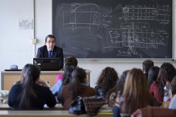 Curso del proyecto Edufinet en la Universidad de Almería
