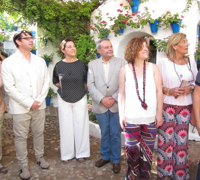 García, Ambrosio, Alcalde y otros ediles en Trueque, 4