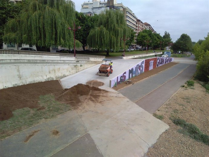 Obras junto al Bernesga