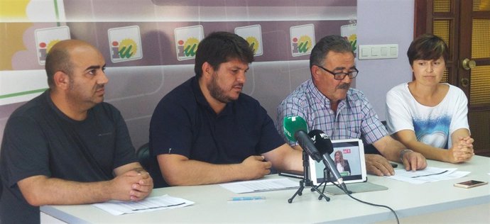 Alcaldes de Izquierda Unida en rueda de prensa