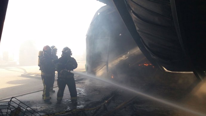 Incendio en la empresa de Bujaraloz.