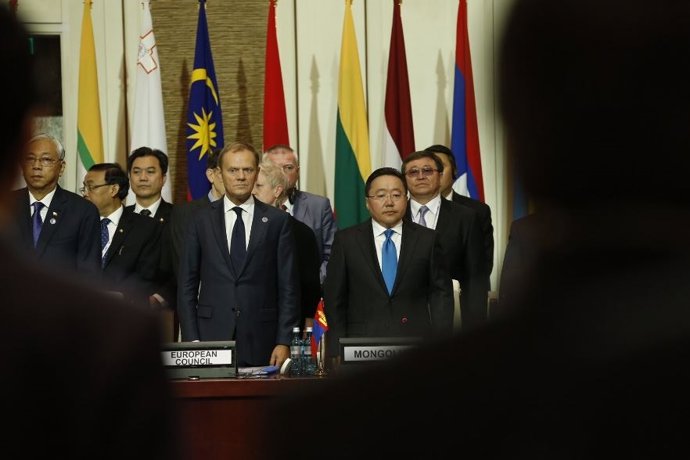 Donald Tusk rinde homenaje a las víctimas del atropello de Niza