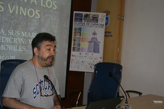 El profesor de Genética de la Universidad Pablo de Olavide Andrés Garzón