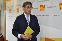 Aliaga (PAR) condena el atentado y expresa su solidaridad con el pueblo francés y los familiares de las víctimas