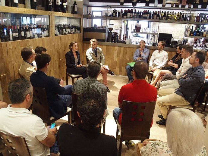 Gamarra, en la reunión con los emprendedores   