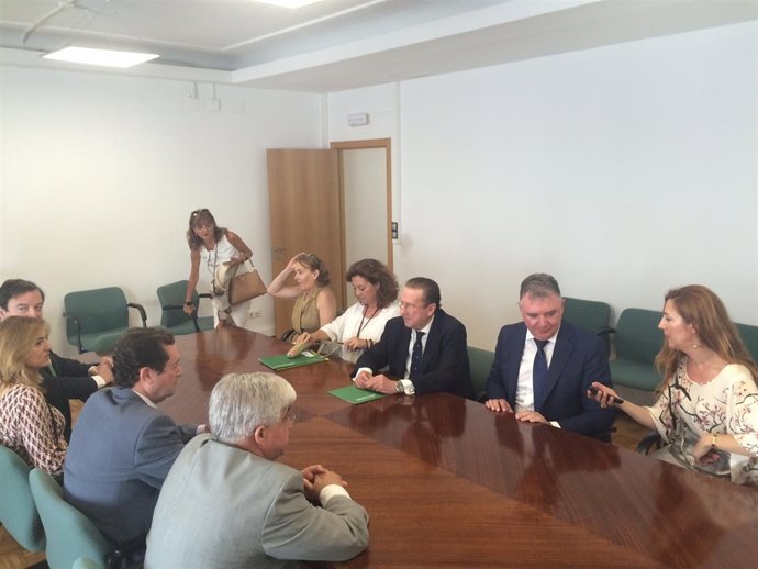 De Llera presenta a las autoridades judiciales el punto de mediación