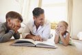 9 claves para disfrutar de los cuentos en familia