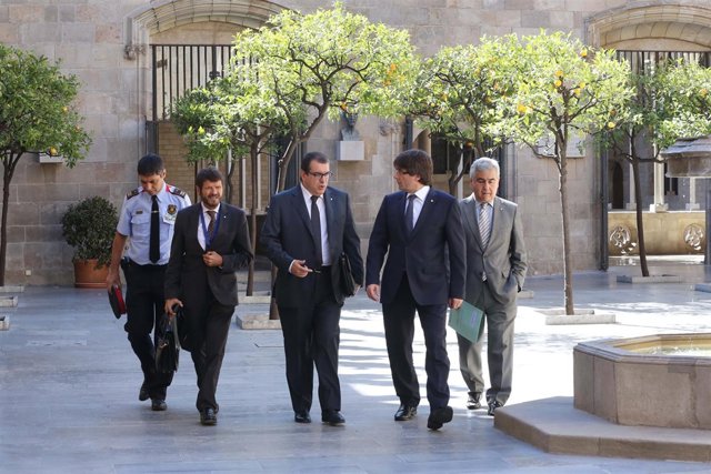 El presidente de la Generalitat, C.Puigdemont, y el consell.De Interior J.Jané