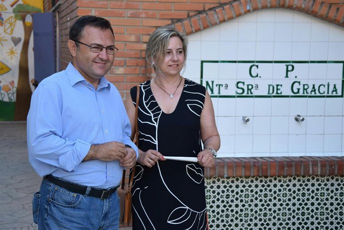 Heredia en la visita a la esucela de verano 