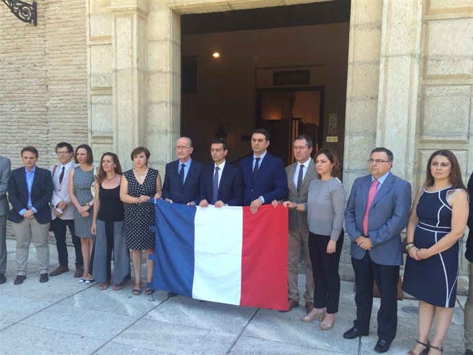 Concentración de alcaldes de Granada, Sevilla, Málaga y Córdoba