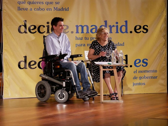 Manuela Carmena y Pablo Soto en el acto