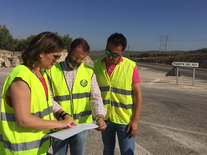 Visita a la A-311 a su paso por Fuerte del Rey