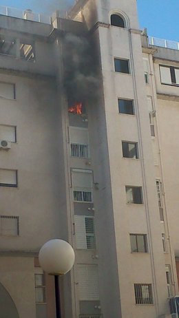 Incendio en Sevilla Este