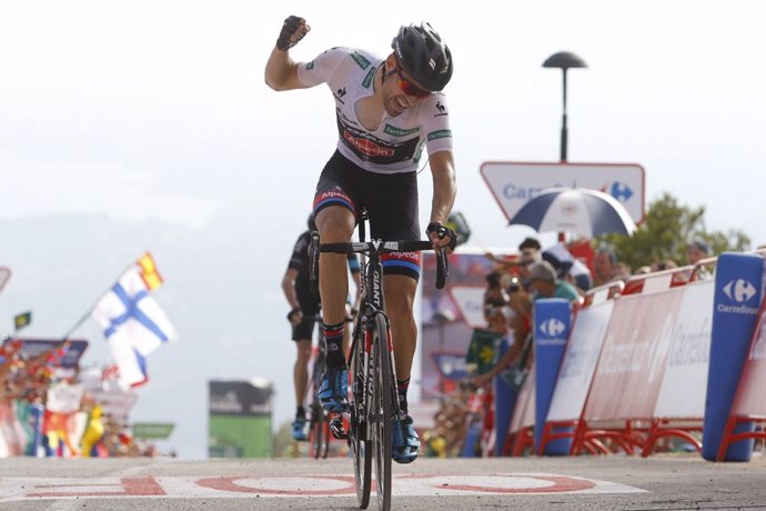 Tom Dumoulin gana la novena etapa de la Vuelta a España