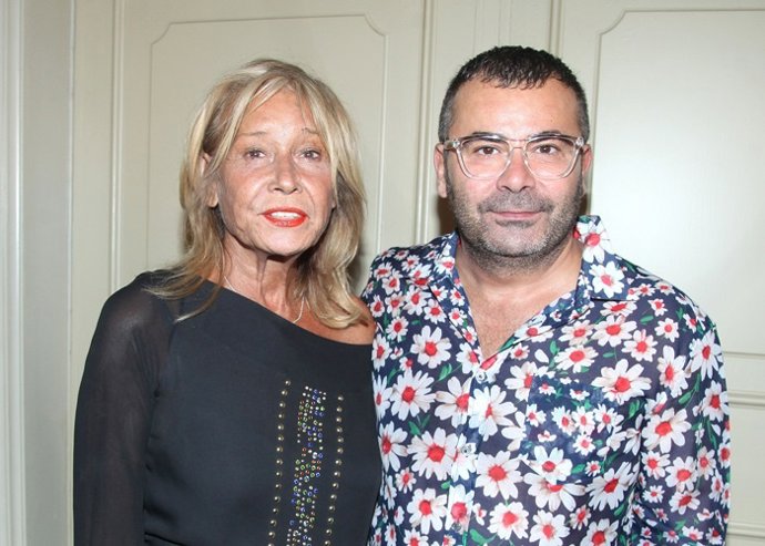 Mila Ximénez y Jorge Javier Vázquez en el musical Iba en serio