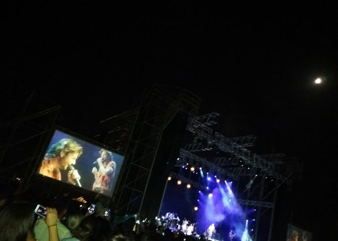 Concierto Manuel  Carrasco