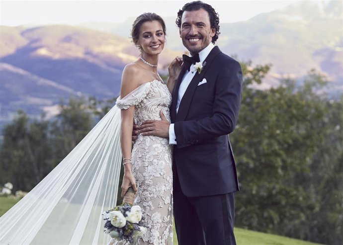Gabriela Palatchi y Ediz Elhadef el día de su boda