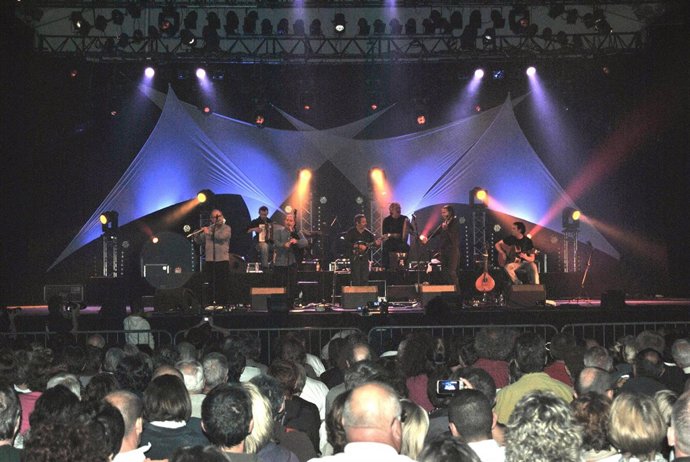 El grupo Milladoiro en concierto