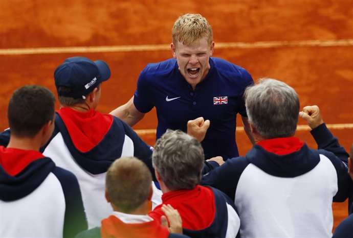 Gran Bretaña avanza sin Murray y se cita con Argentina en semifinales