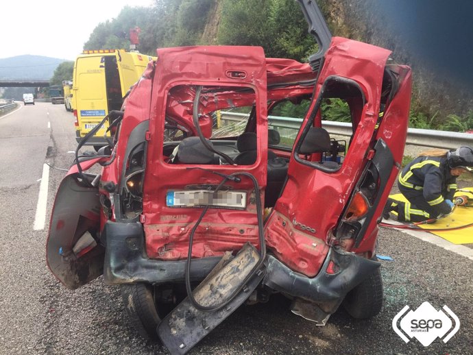 Accidente de tráfico en Valdés