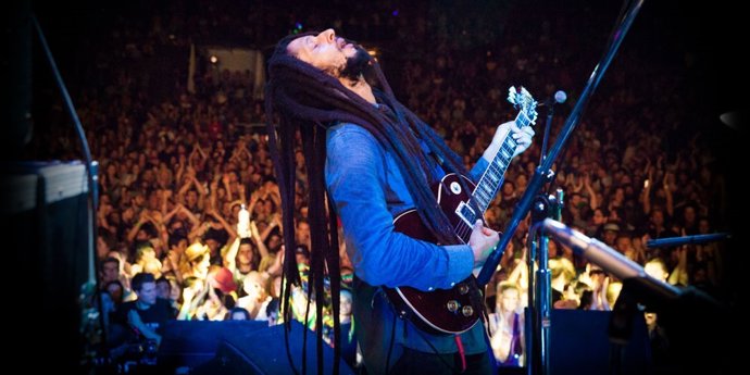JULIAN MARLEY
