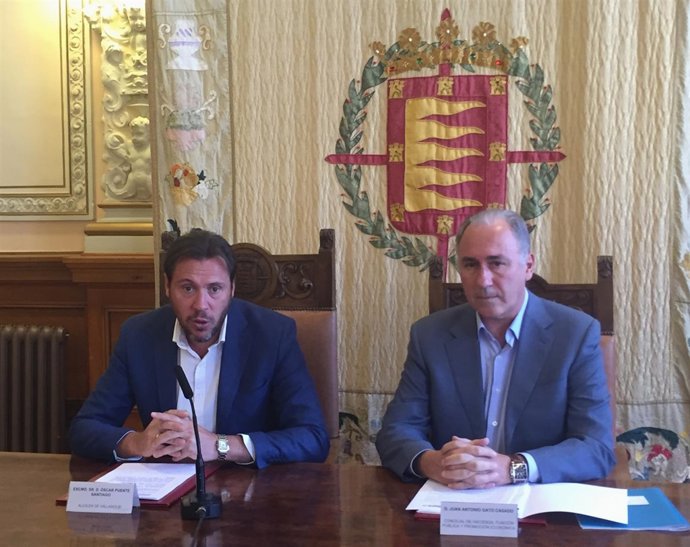El alcalde de Valladolid junto al concejal Antonio Gato