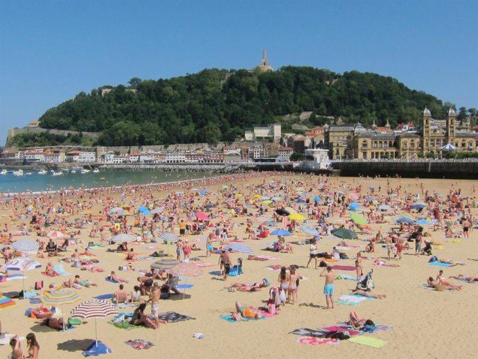 Playa de La Concha en San Sebastián.