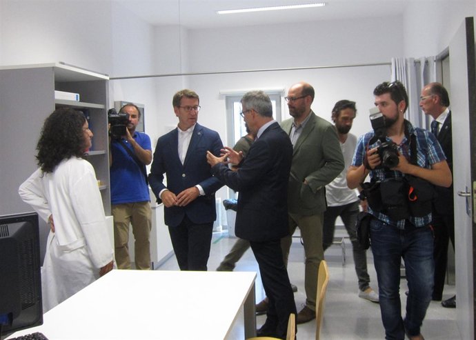 Feijóo, Noriega y Vázquez Almuiña inauguran el ambulatorio de Galeras