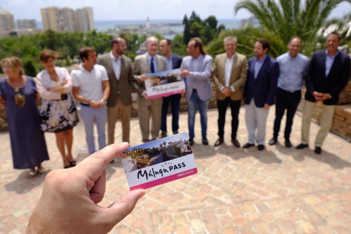 Presentación de la tarjeta 'Málaga Pass' 