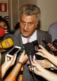 Posada cree que Pastor tiene un carácter "muy necesario" para ser presidenta del Congreso