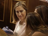 Ana Pastor, nueva presidenta del Congreso tras ganar a Patxi López en la segunda votación