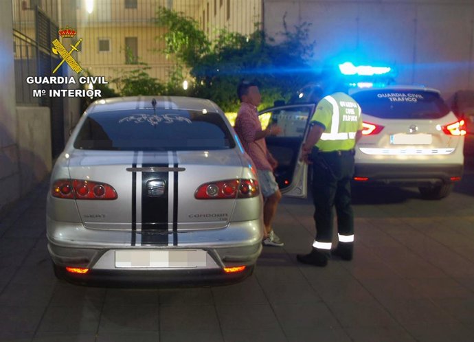 Detenido por conducir en sentido contrario y casi triplicar tasa alcohol    