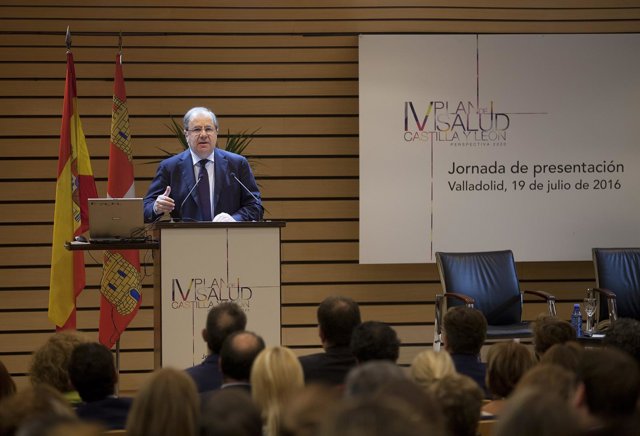 Juan Vicente Herrera presenta el IV Plan de Salud de Castilla y León