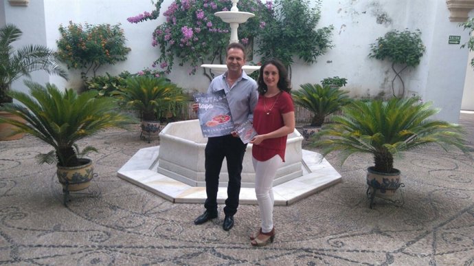 Gómez y Torres presenta la 2ª Ruta de la Tapa de Dos Torres