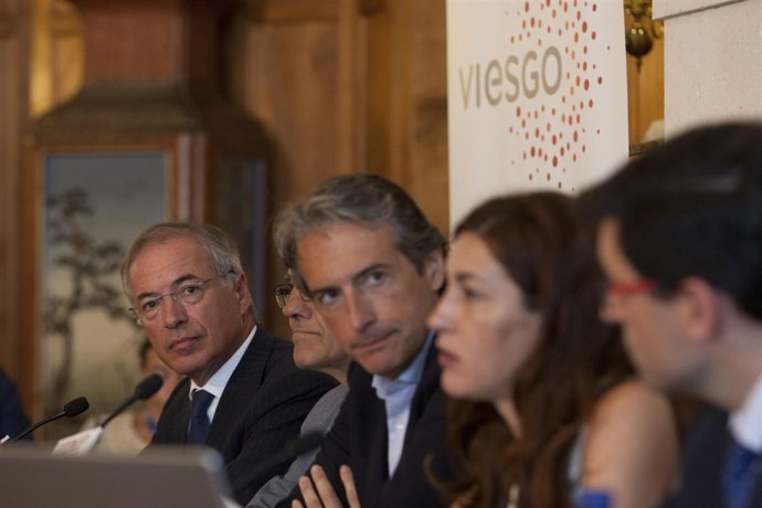 De la Serna en la clausura del curso de la UIMP