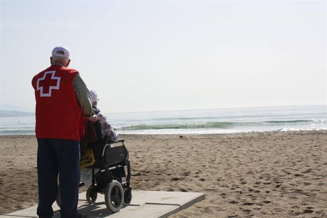 Cruz Roja Málaga Atención personas mayores