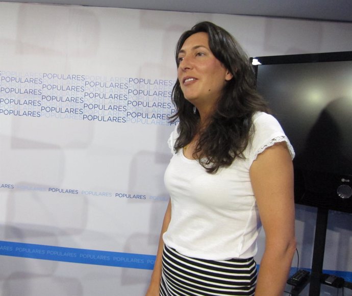 Dolores López en la sede del PP de Córdoba