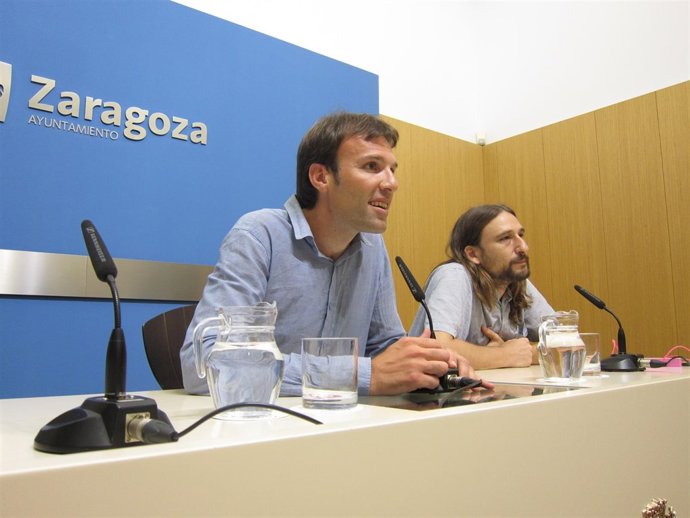 Los concejales Pablo Muñoz y Pablo Híjar hoy en rueda de prensa