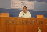 PSOE-A rechaza "sustentar la gobernabilidad del país" en grupos que "pactan con la CUP"