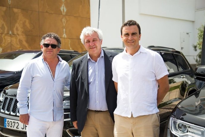 Entrega de cinco Jeep Grand Cherokee a Hard Rock Hotel Ibiza