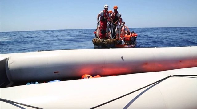 MSF recupera 22 cadáveres del Mediterráneo de una lancha de goma