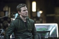 Arrow: El villano de la 5ª temporada será "alguien que Oliver creó inconscientemente"