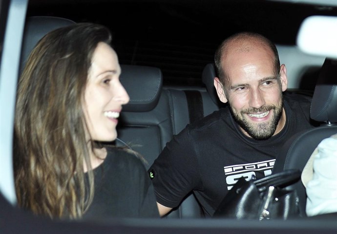 MALÚ Y GONZALO MIRÓ, MUY FELICES                       
