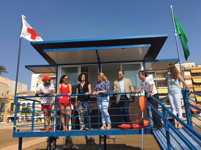 Presentación campaña 'Disfruta de un baño se guro’