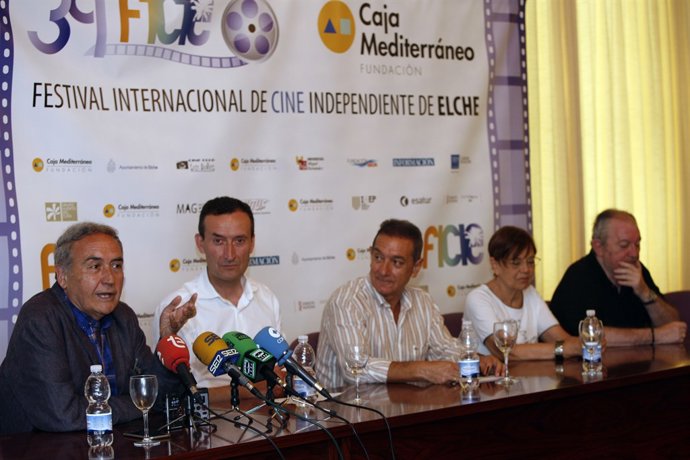 Los homenajeados en la comparecencia de este viernes