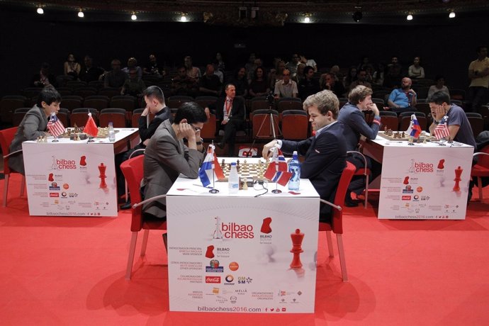 Magnus Carlsen se asegura txapela de campeón en Bilbao ajedrez